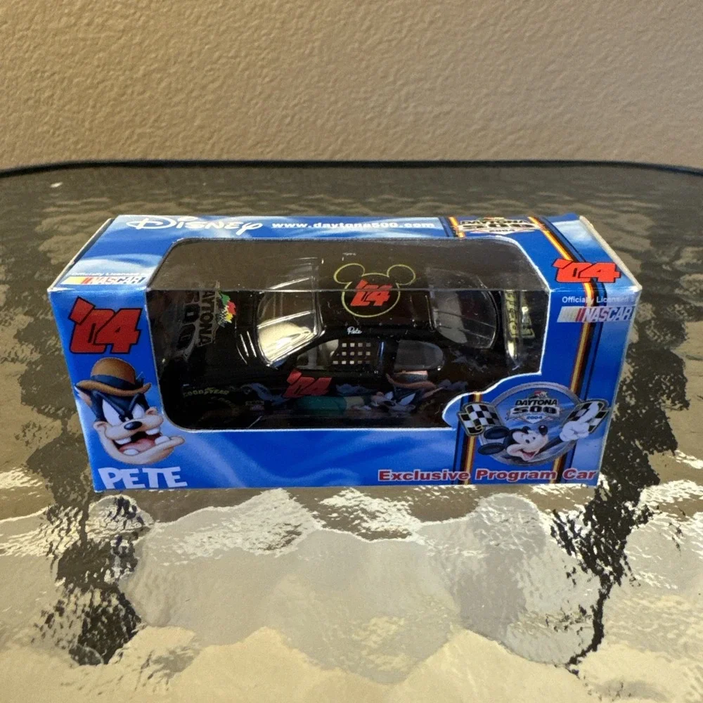 2004 Disney Daytona 500 Pete Promo 1:64 Car Daytona International Speedway‎